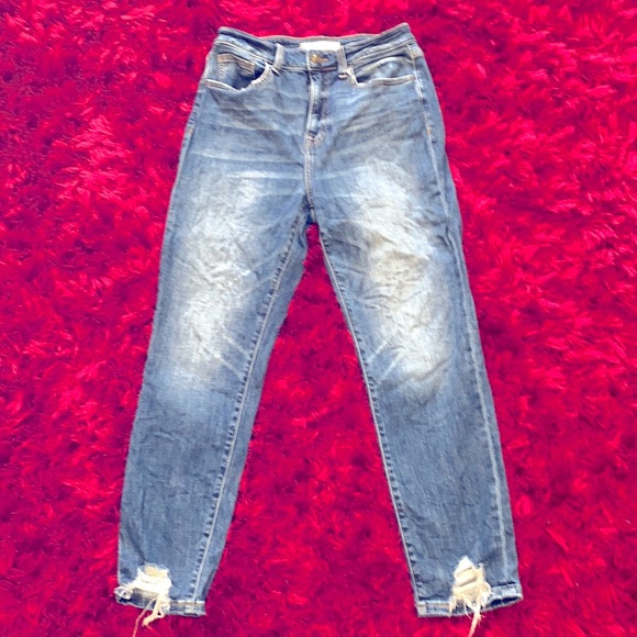 Willow & Root Denim - Willow & Root The Ultra High Rise Mom Jean